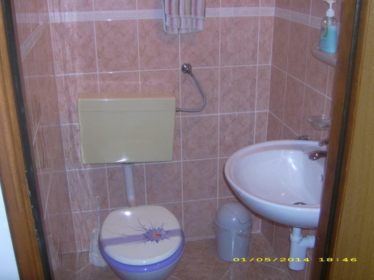 Materada 22 Apartment โปเรช ภายนอก รูปภาพ
